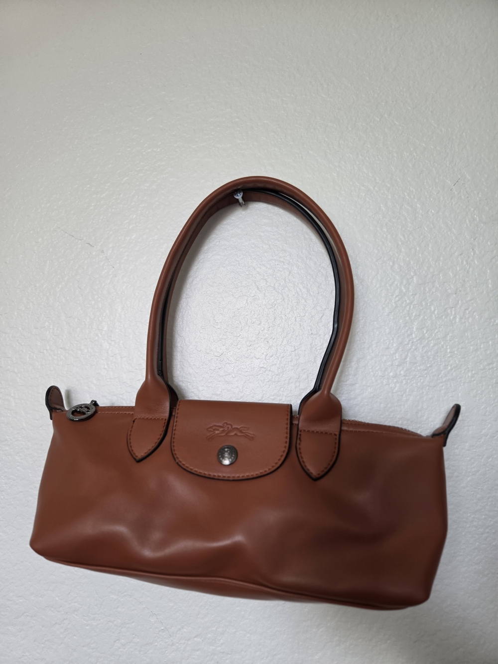 Longchamp Tan Leather Shoulder Bag - Picture 2 of 13